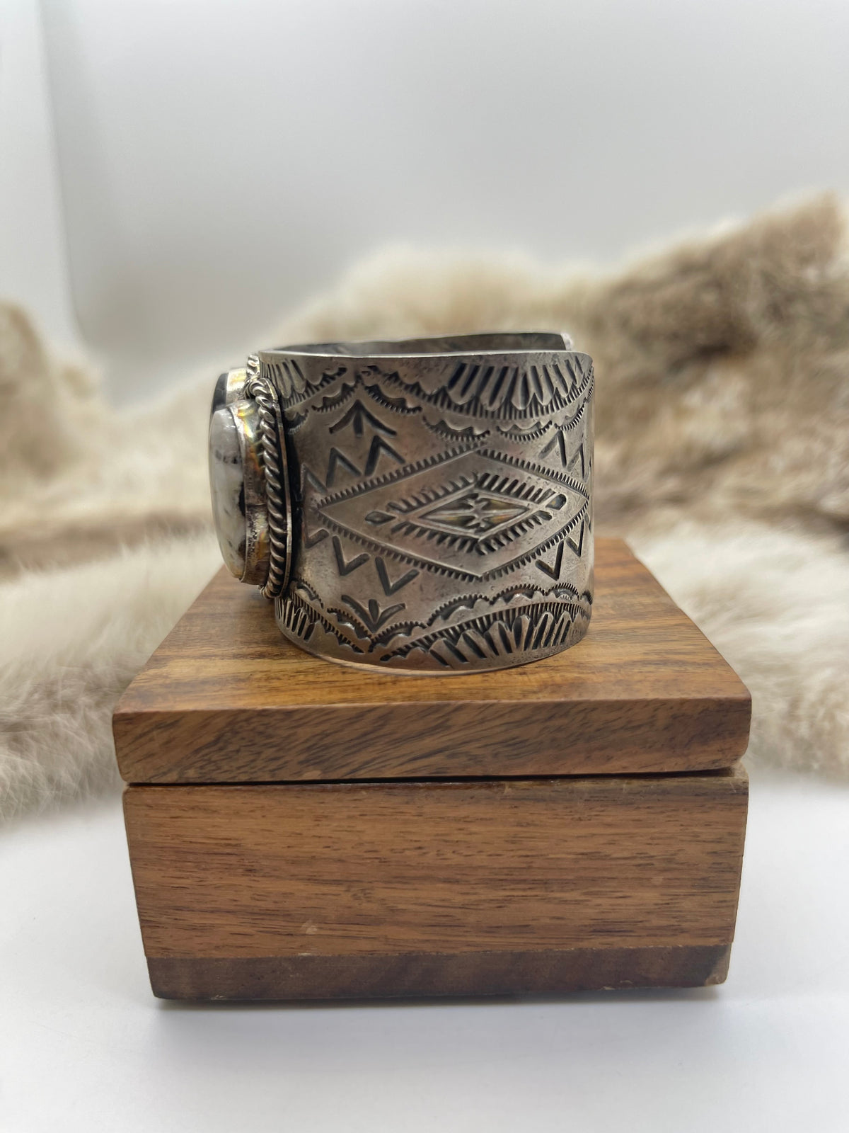6.75"-7.25" 3 Stone White Buffalo Cuff by Boyd J. Ashley, Navajo