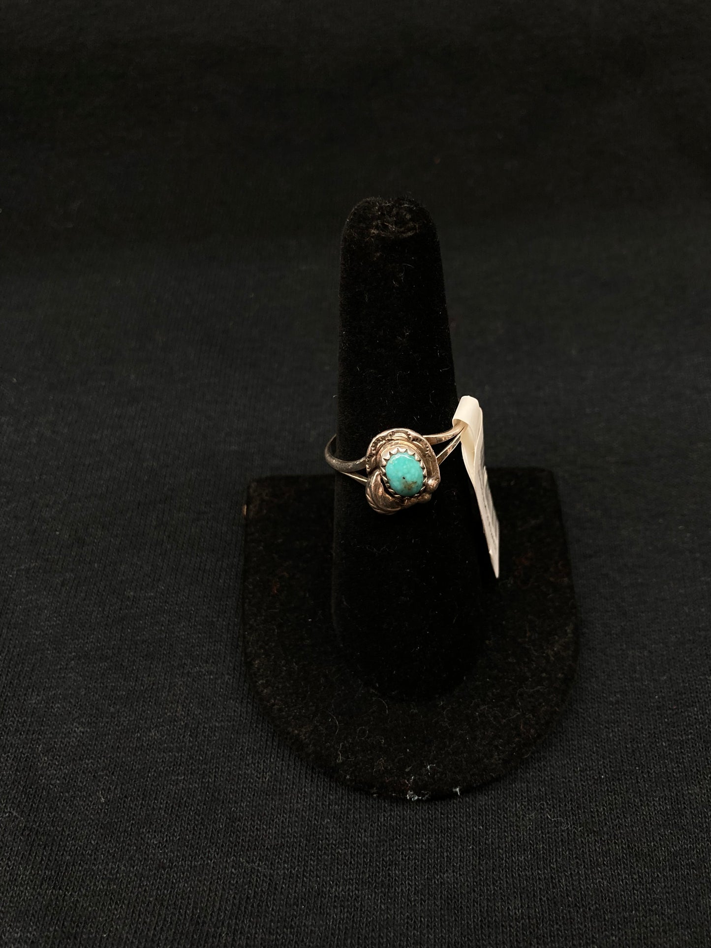 9.0 Turquoise Oval Ring by Alice Saunders, Navajo