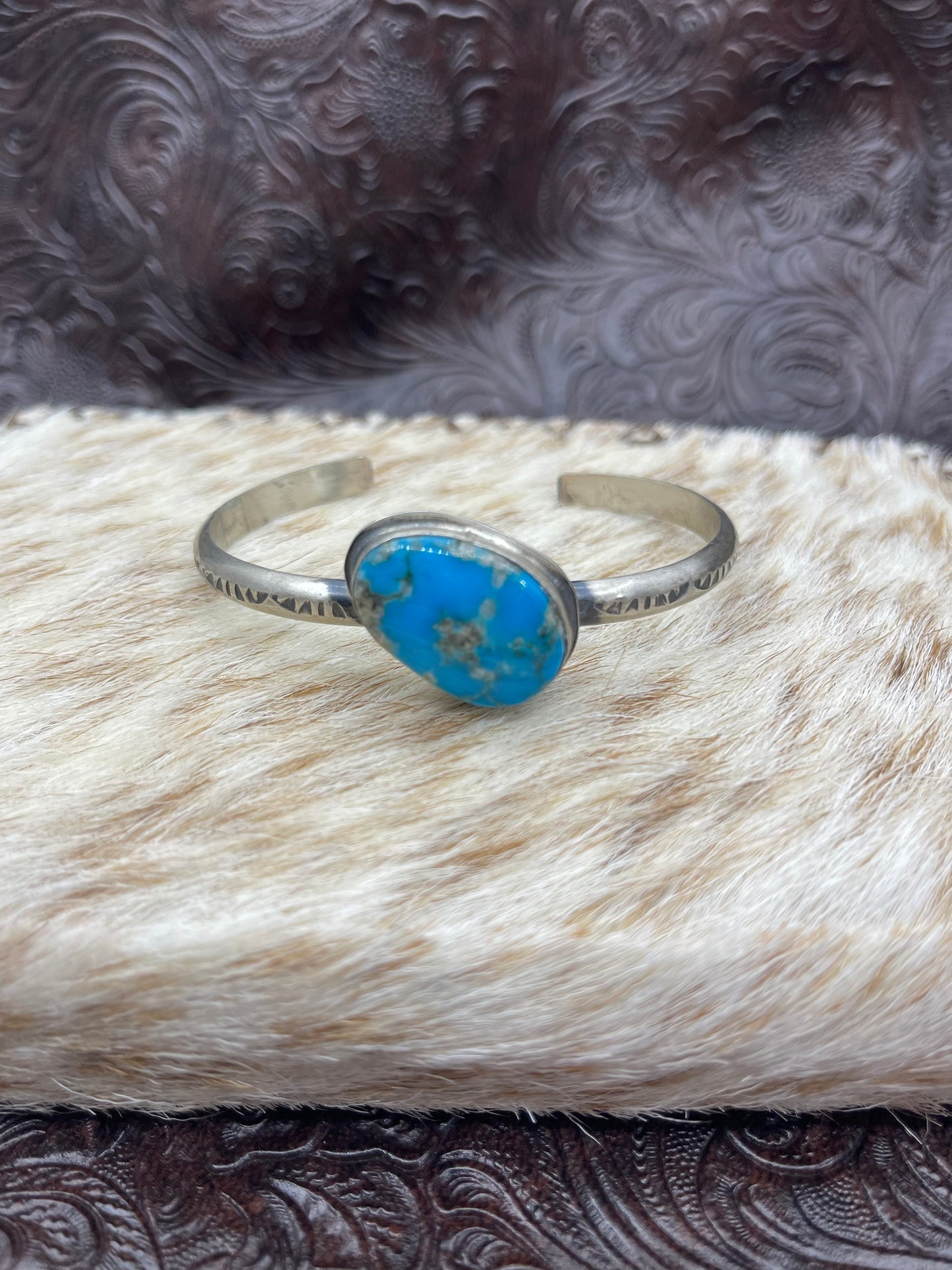 5.5" - 7.25" Kingman Turquoise Cuff Bracelet