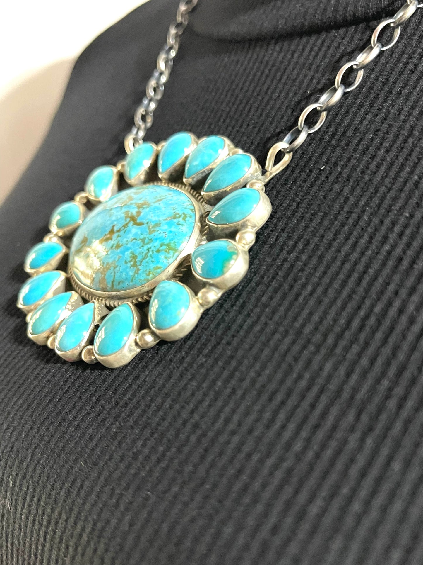 20" Kingman Turquoise Cluster Necklace