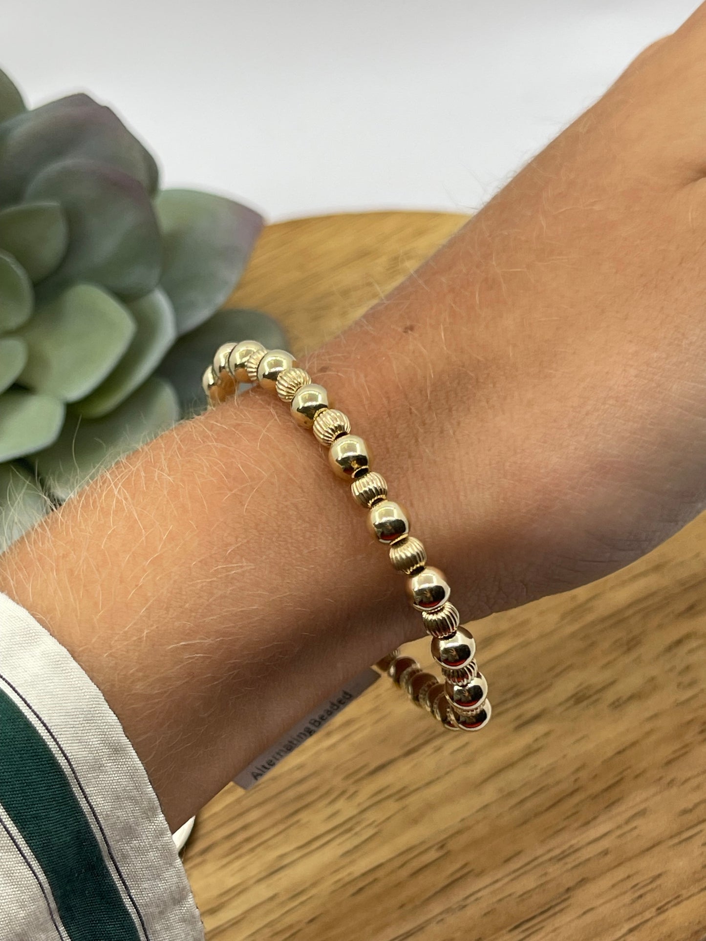 Stretchy 14k Gold Filled Alternating Beaded Bracelet (6.5" 5mm)