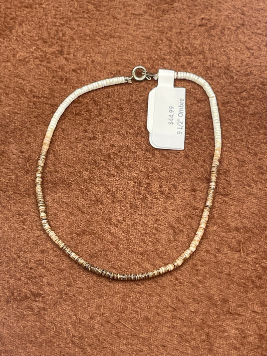 9 1/2" Ombre Melon Shell Anklet by Ramona Calabaza, Santo Domingo