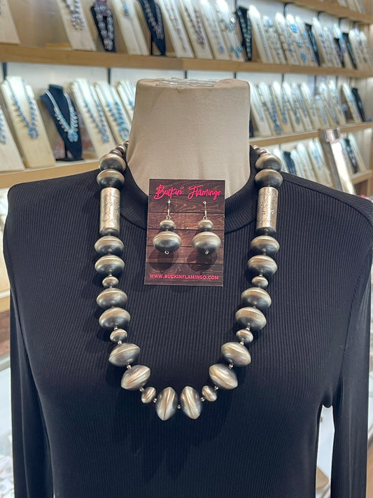 LOT 86 6/14 Handmade 24mm Navajo Pearl Necklace and Earring Set by Sharon McCarthy, Navajo