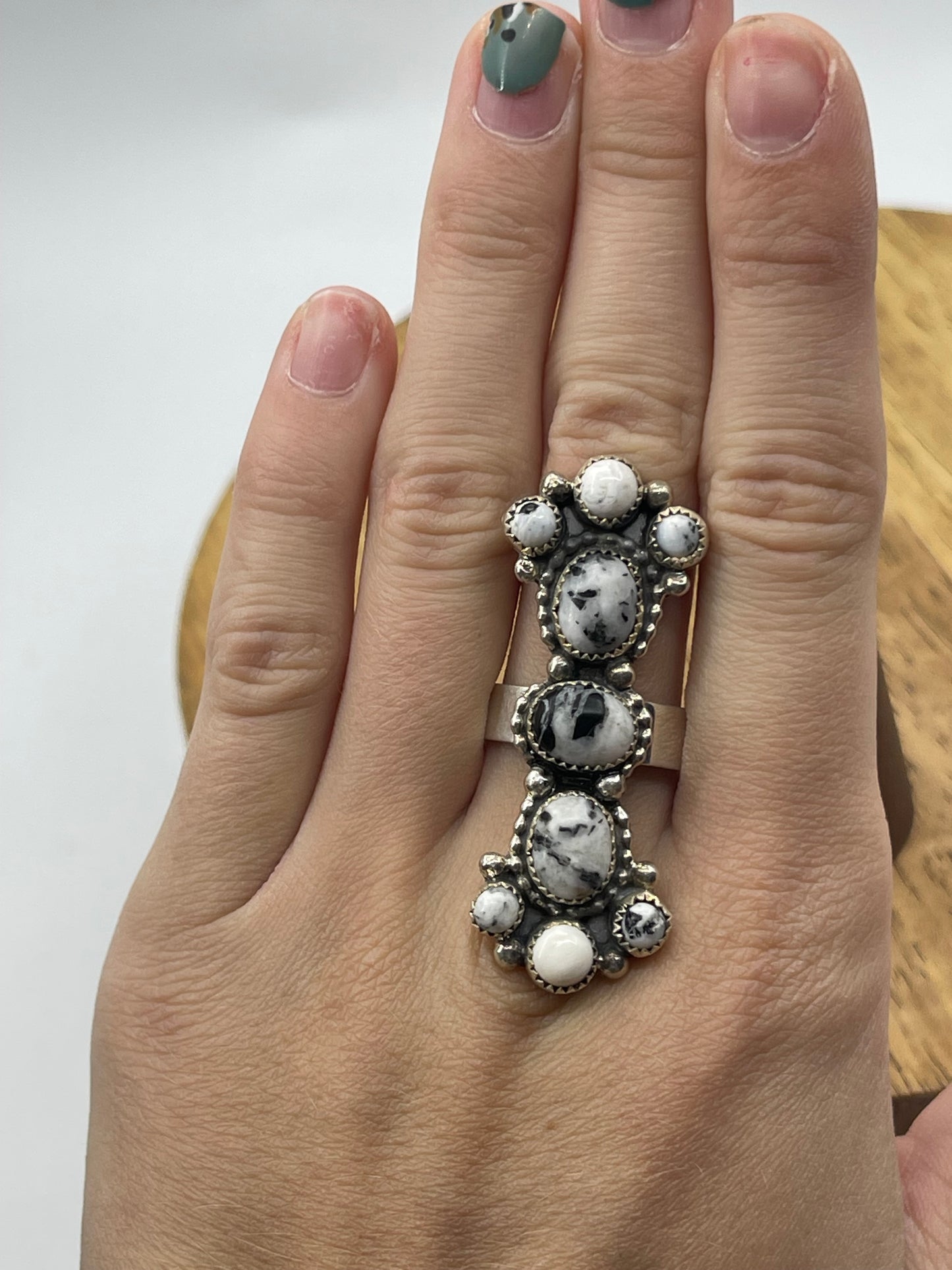 10.0 White Buffalo Cluster Ring, Navajo