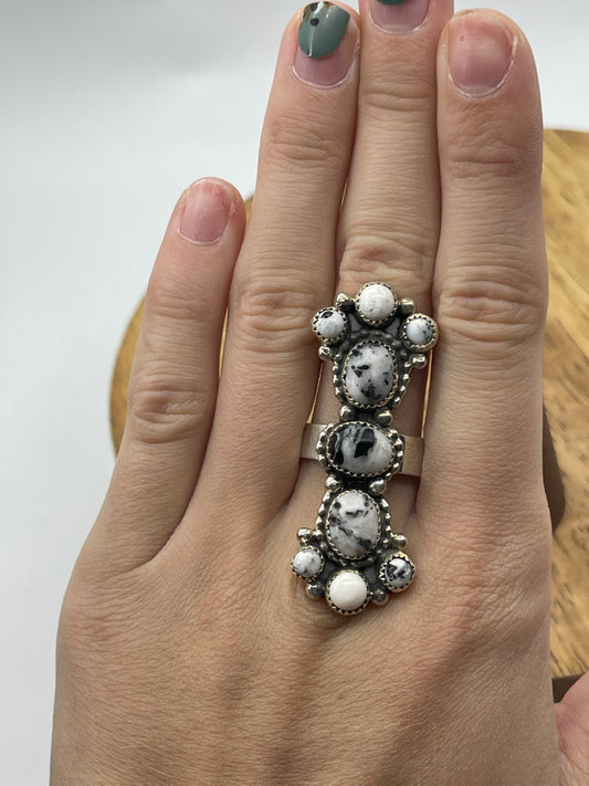 10.0 White Buffalo Cluster Ring, Navajo