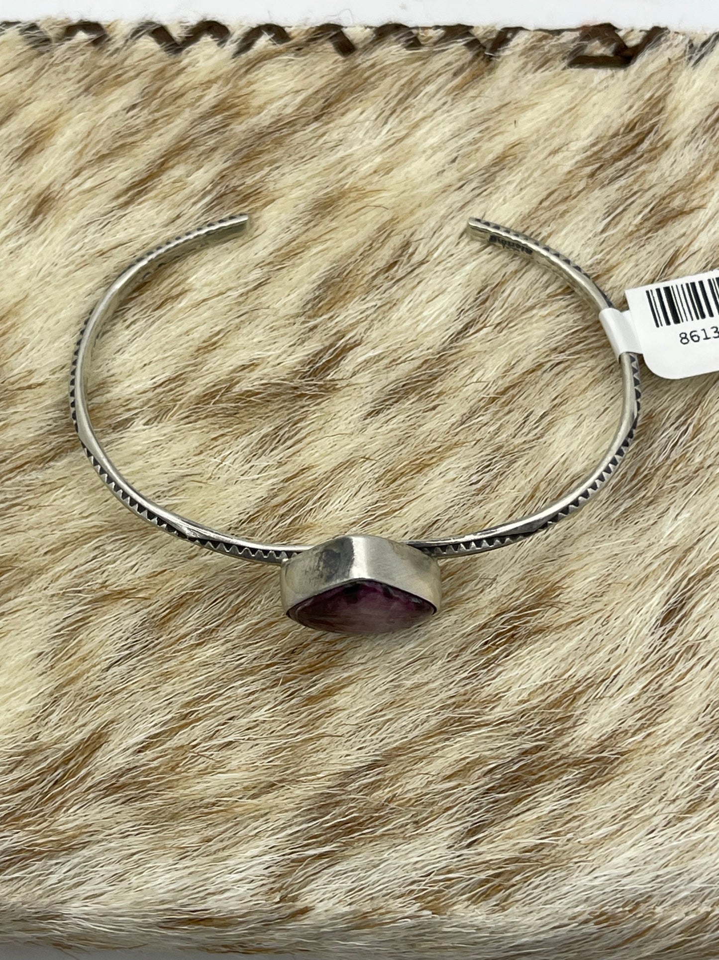 5 3/4"-7" Triangle Purple Spiny Oyster Shell Cuff by Judith Dixon, Navajo