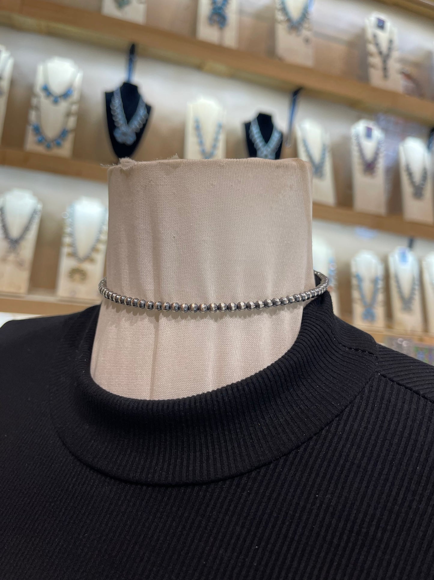 4mm Navajo Style Pearl Memory Wire Choker