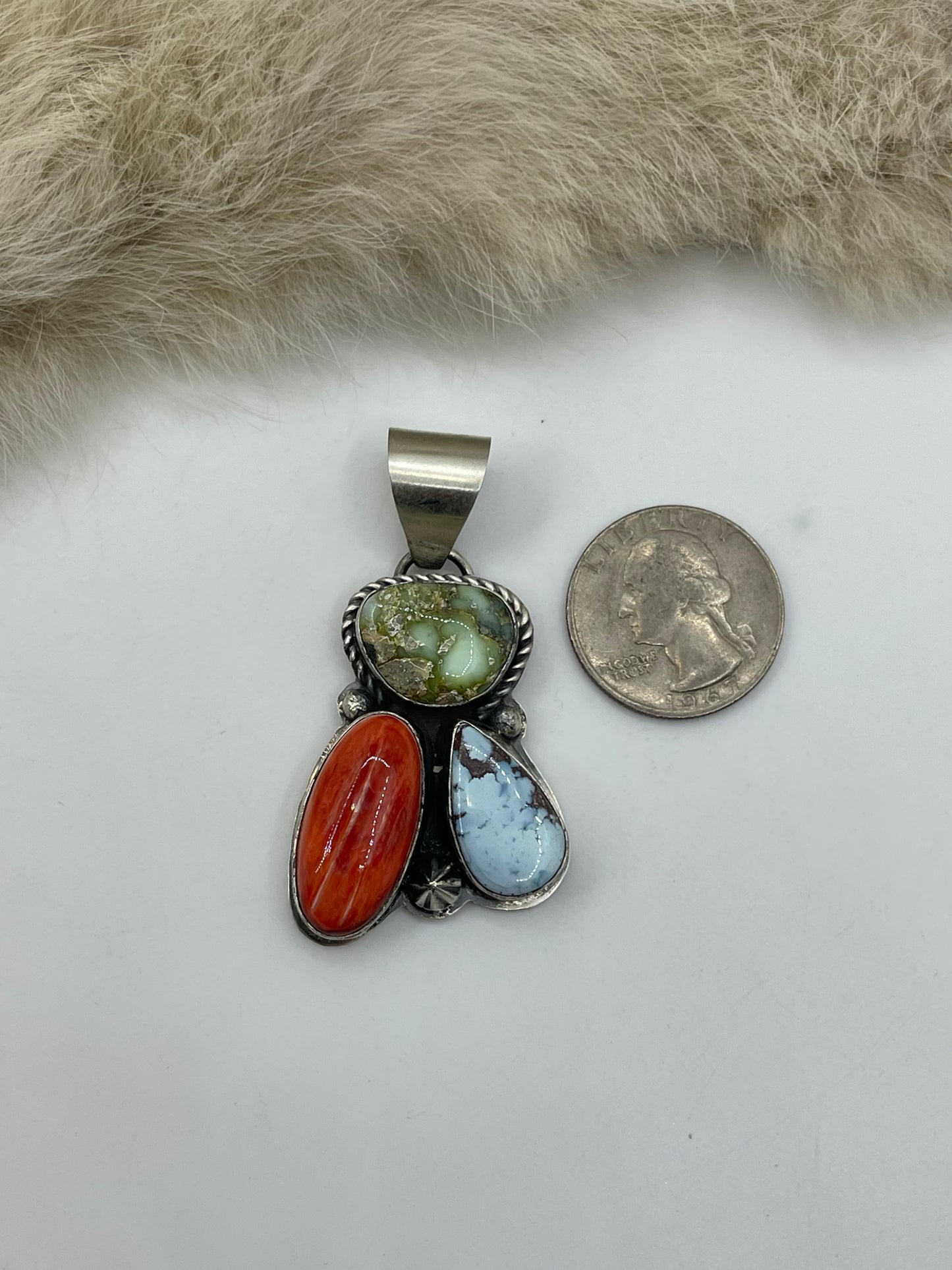 Sonoran Gold, Golden Hills & Spiny Oyster 3 Stone Pendant by Boyd J. Ashley, Navajo