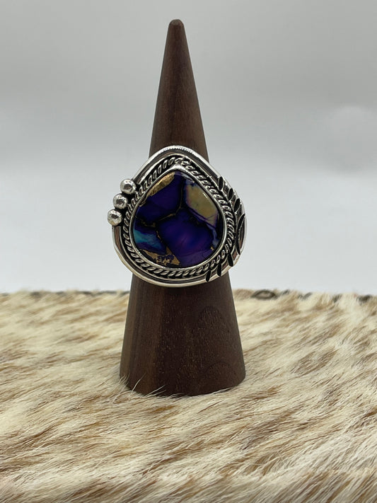 9.0 Lavendar Dahlia Teardrop Ring by Ray Tom, Navajo