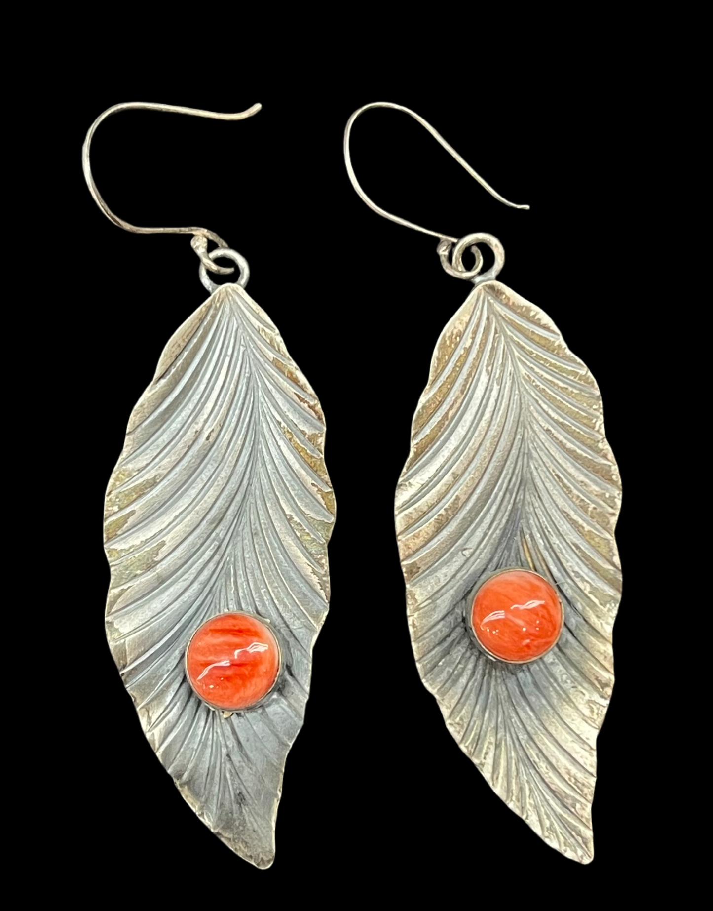 Dangle Feather Earrings with Spiny Oyster Shell