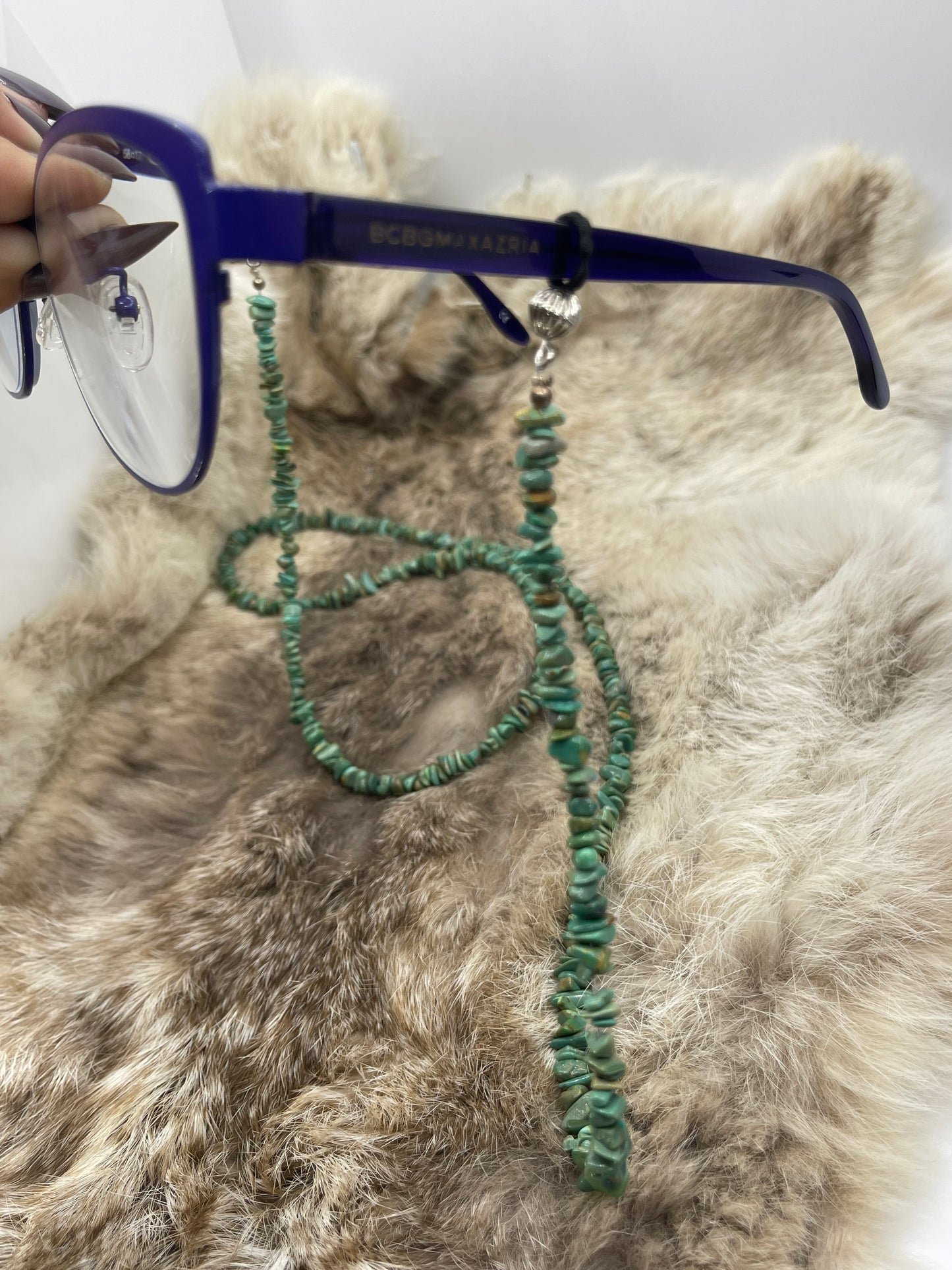 31" Turquoise Eye Glass Holder