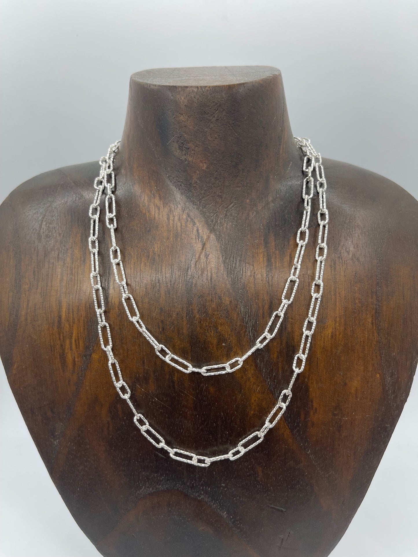 30'' Sparkly Paper Cip Chain