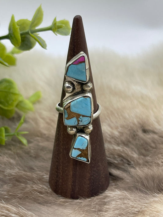 Adjustable 3 Stone Cotton Candy Ring by Jude Candeleria, Zuni