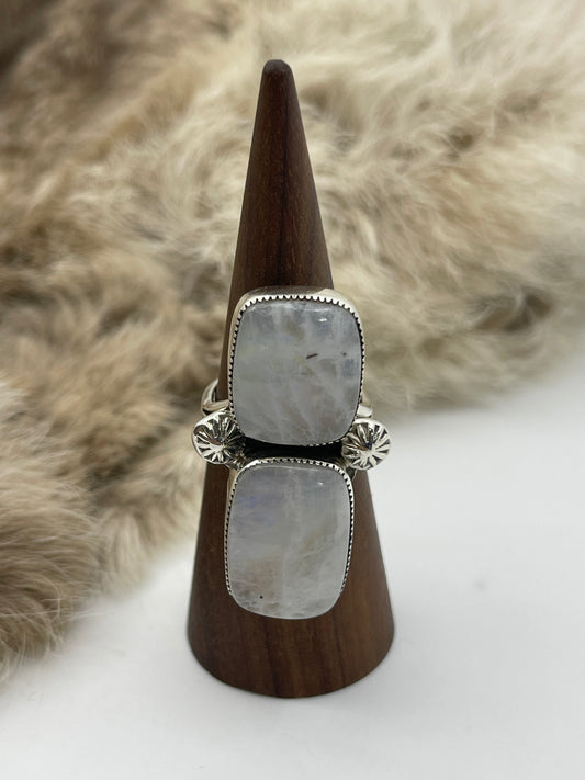 9.0 Moonshine Ring by Joelias Draper