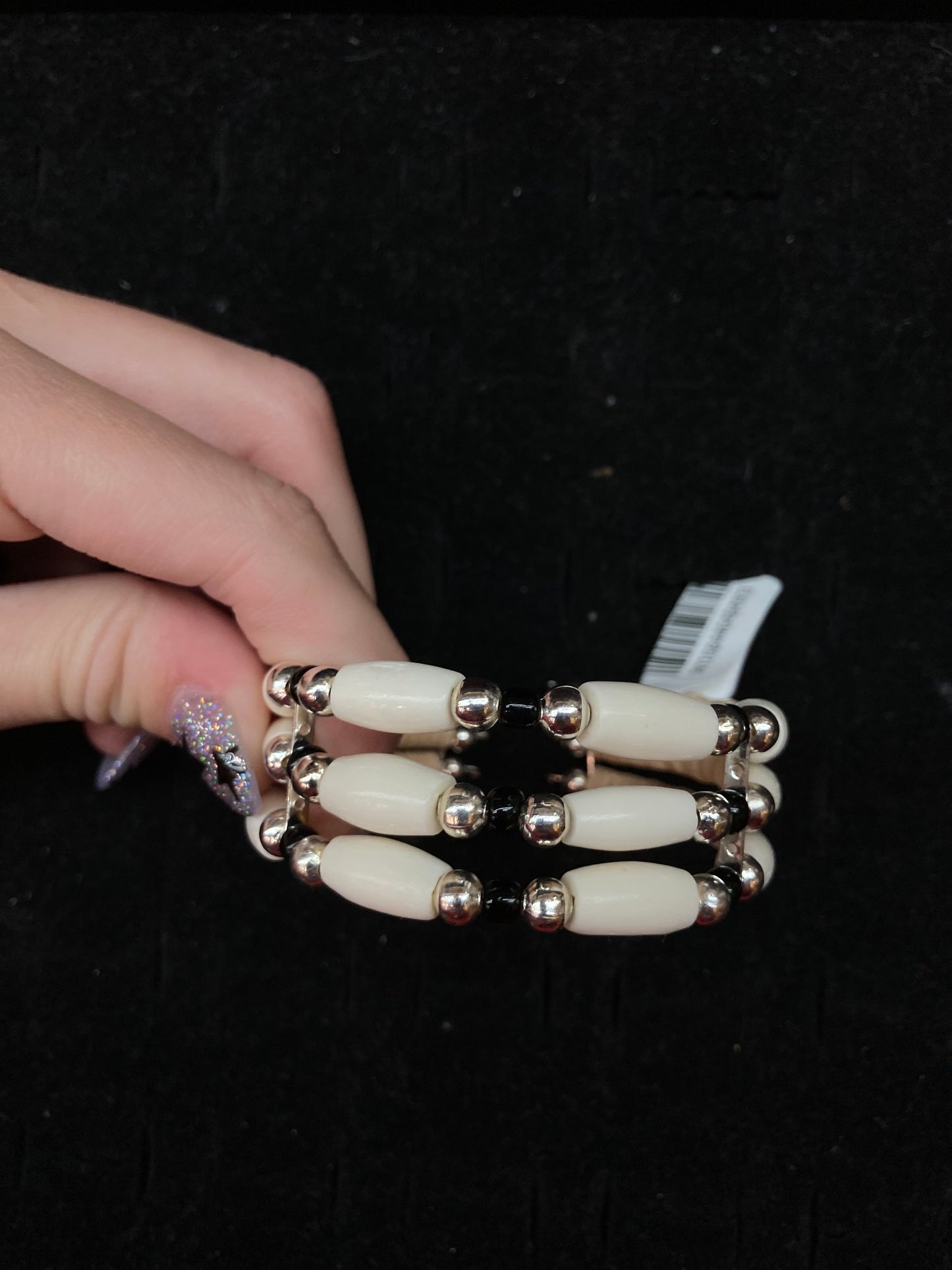 Black and White Beaded Wire Bracelet
