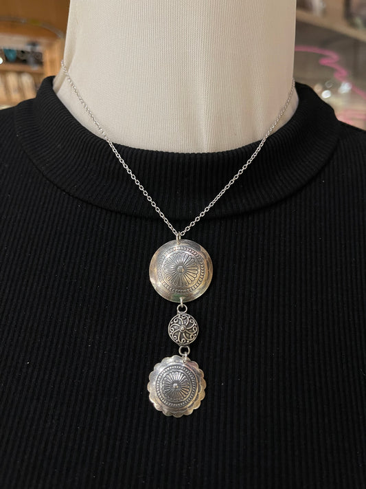 16" Triple Concho Dangle Necklace