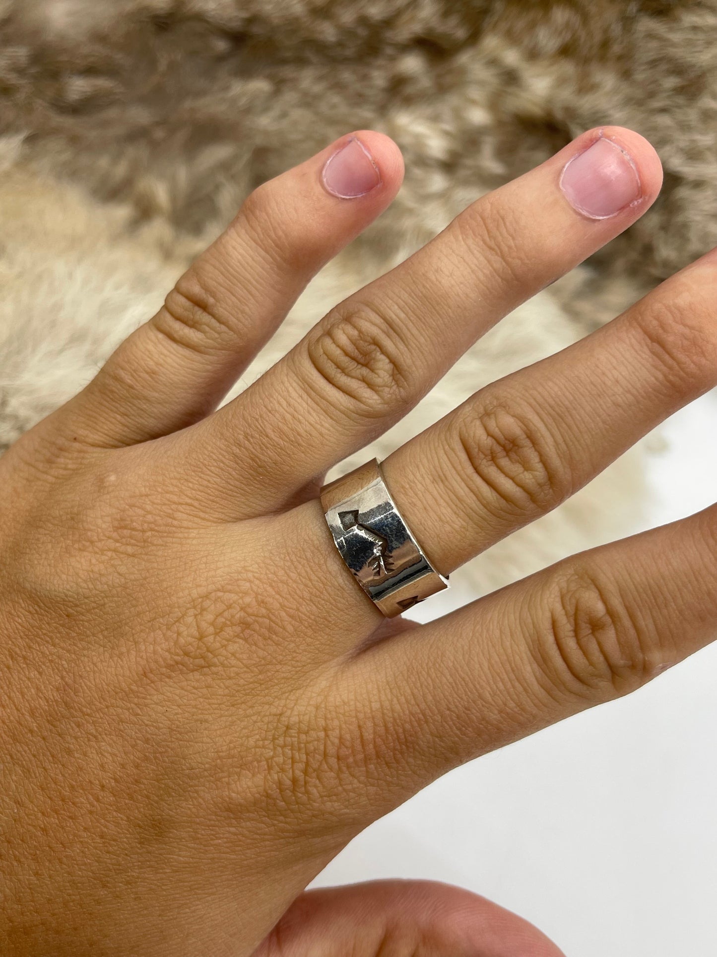 7.5 Pattern Varied Ring by Gary Sandoval, Navajo
