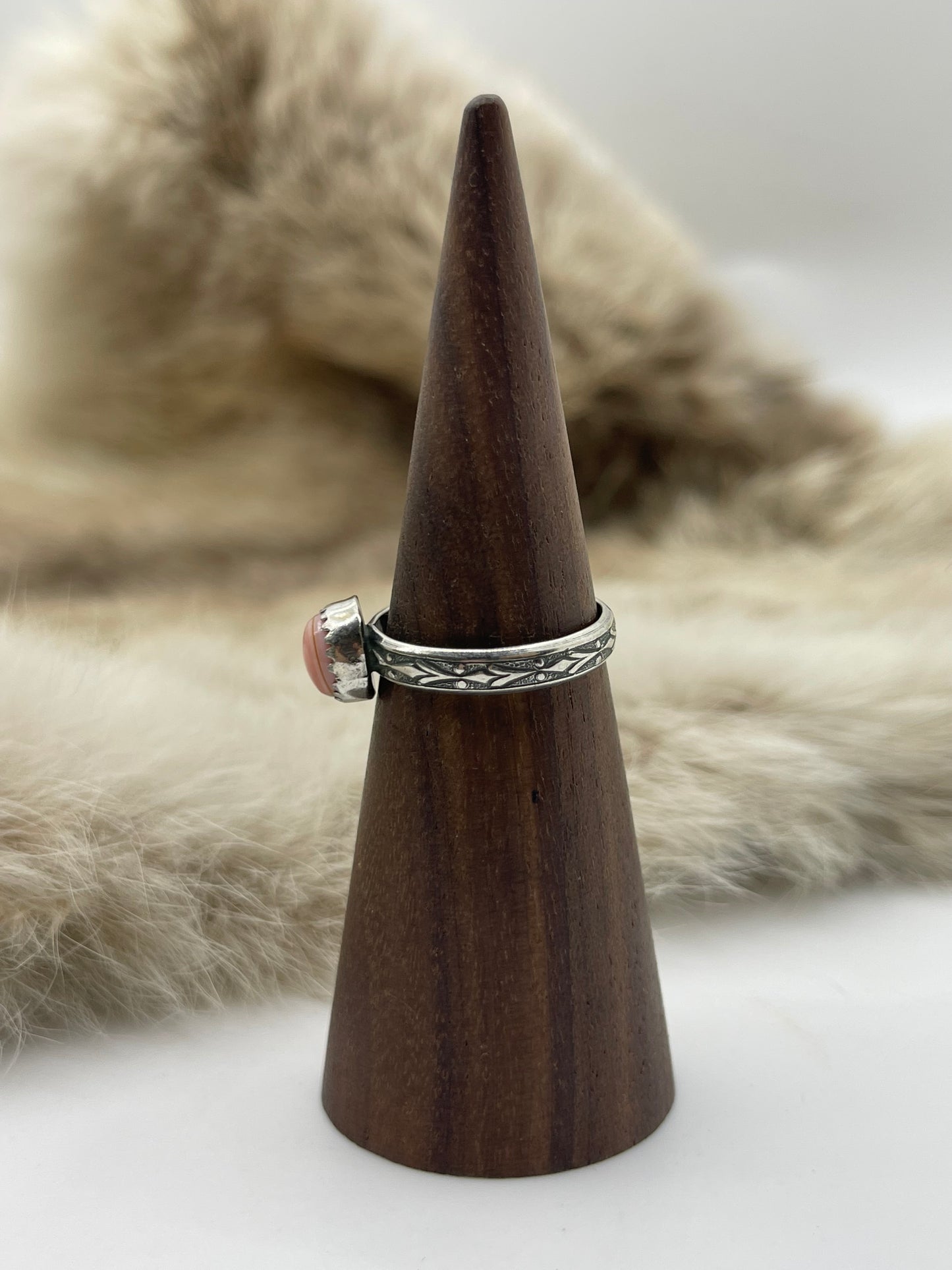 7.5 Pink Conch Ring by Letricia Largo, Navajo