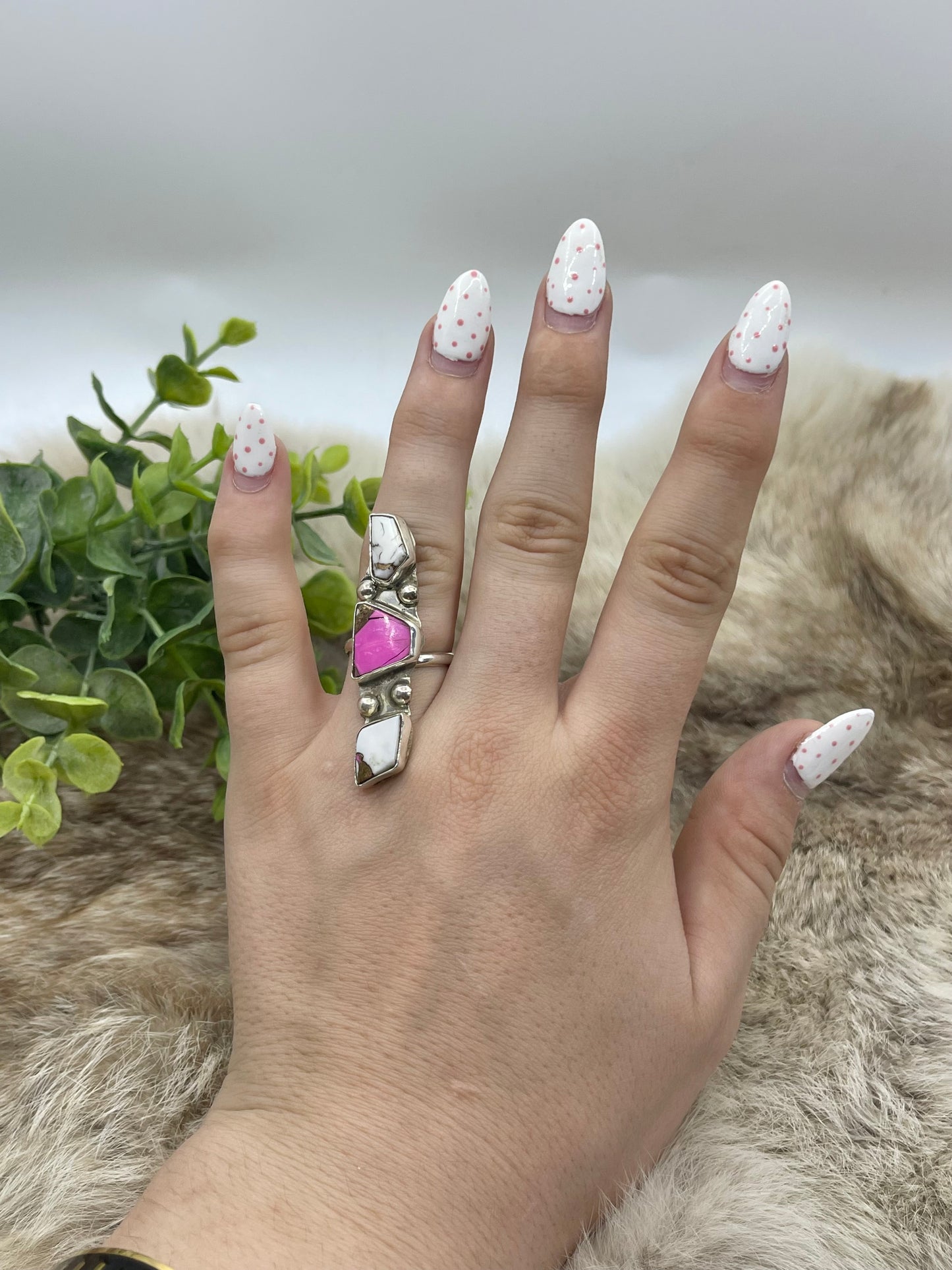 Adjustable 3 Stone Cotton Candy Ring by Jude Candeleria, Zuni