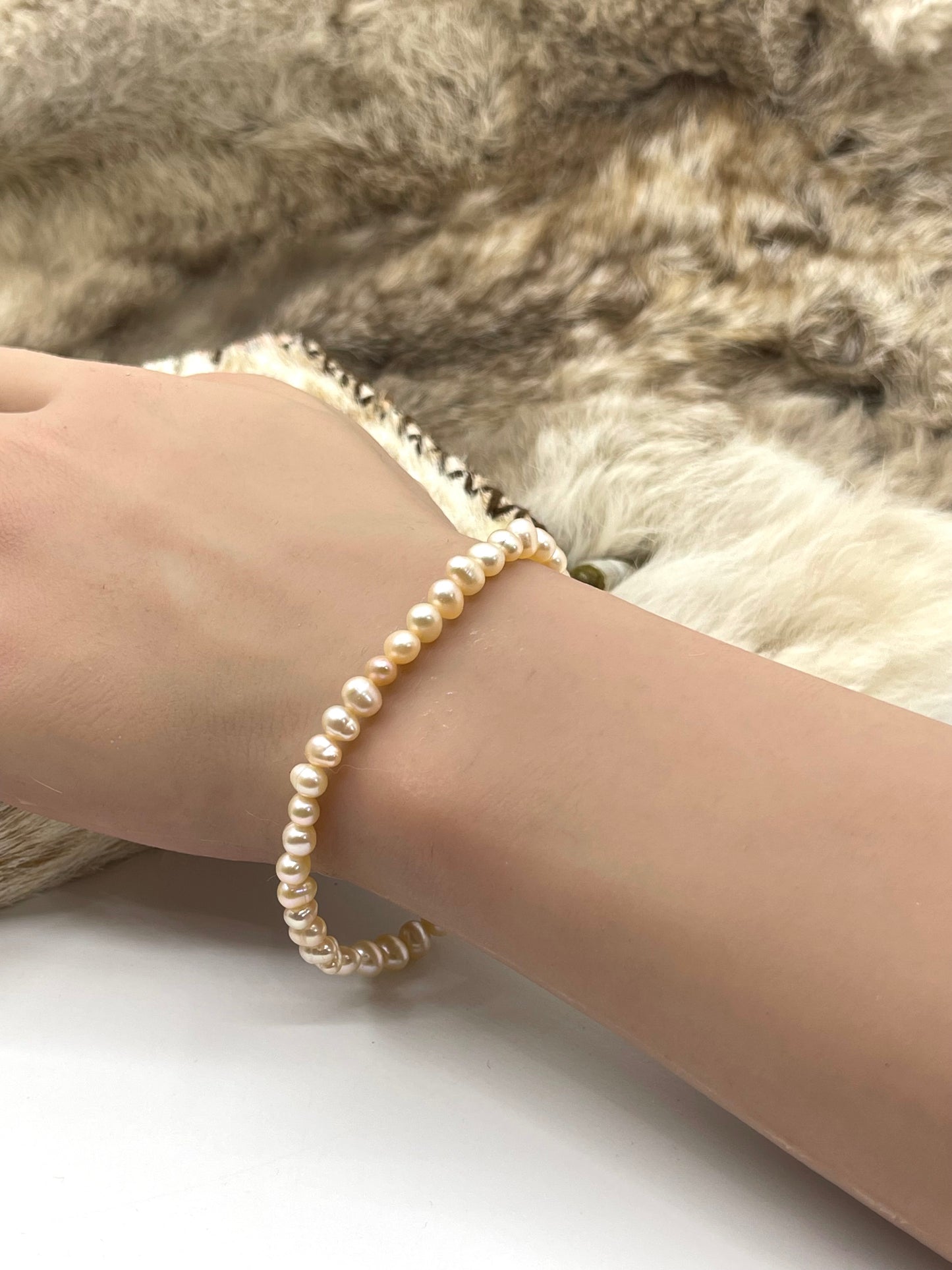 6.5" Stretchy Fresh Water Pearl Stretch Bracelet