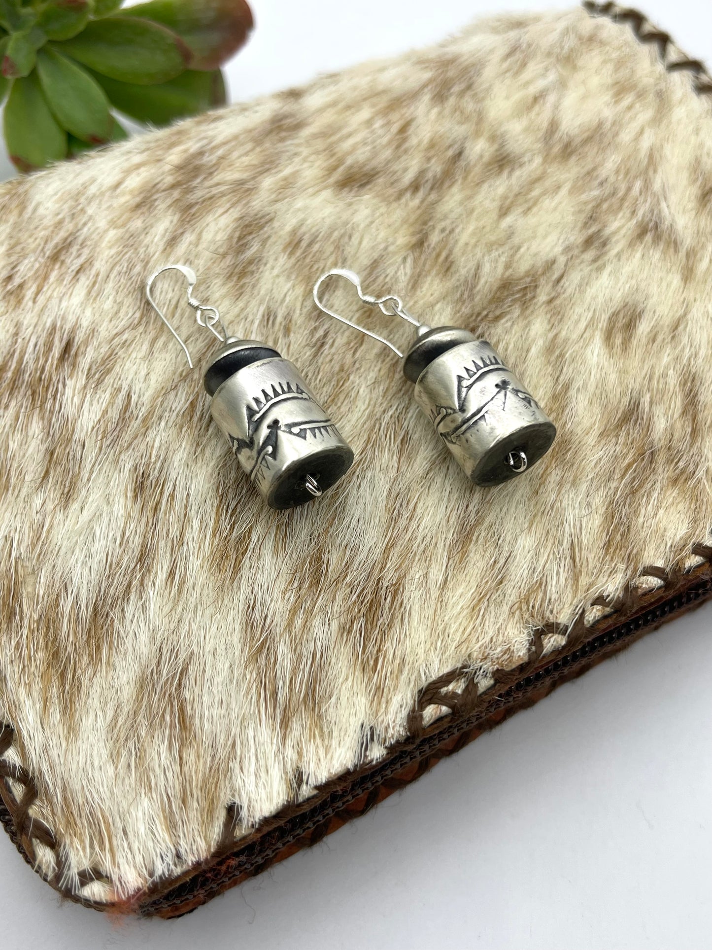 LOT 58 1/11 Handmade Navajo Pearl Barrel Bead by Shelby Montoya, Navajo