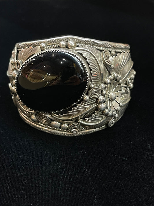 6 1/2" Vinatage Black Onyx Cuff by J. Delgarito, Navajo