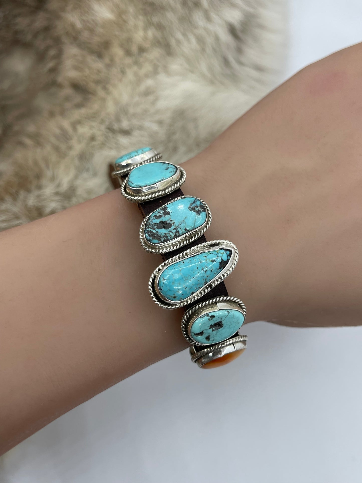 6.25”-9” 7 Stone Turquoise & Spin Oyster Bracelet on Leather by “BW”, Navajo