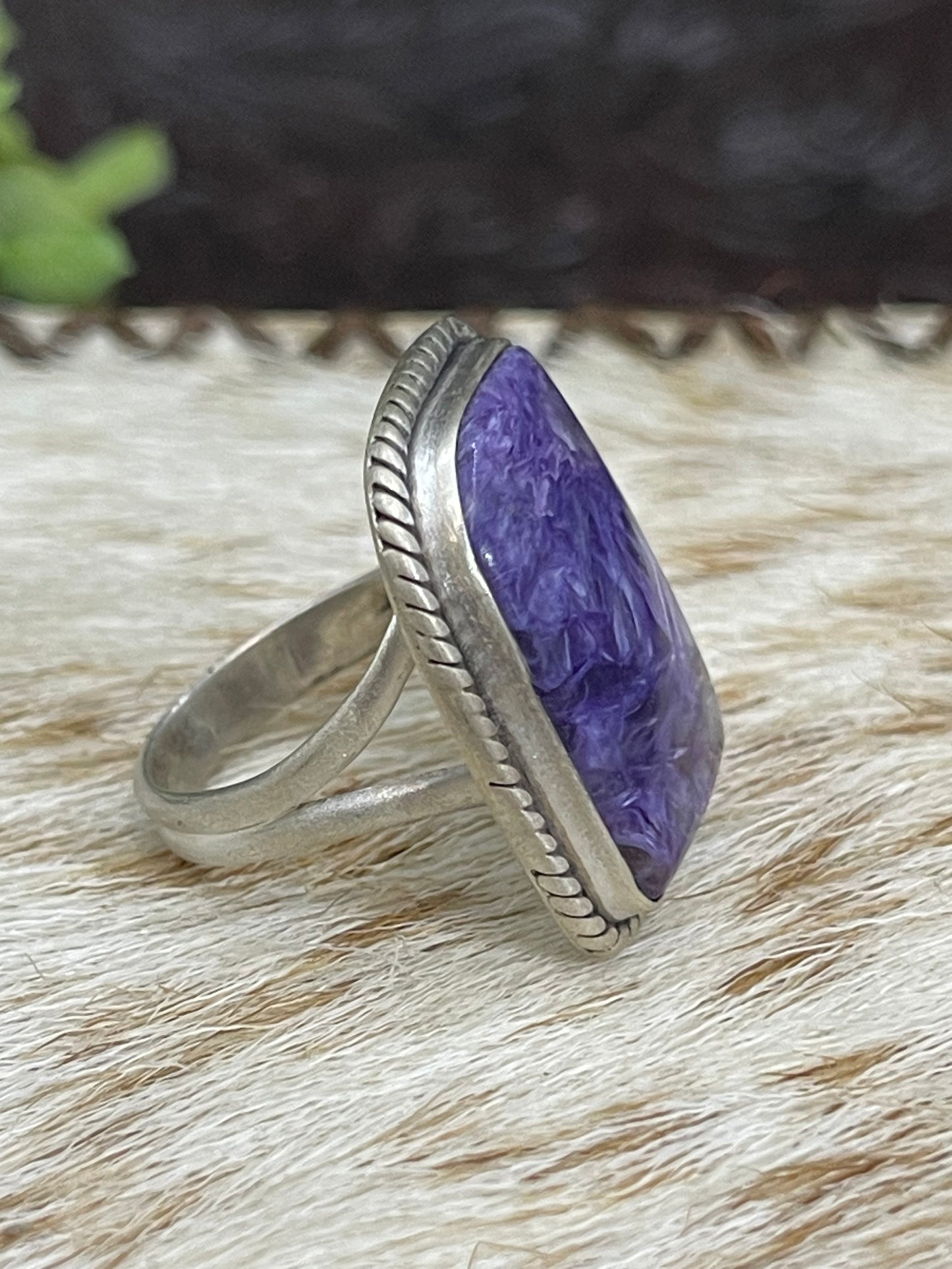 7.0 Charoite Ring