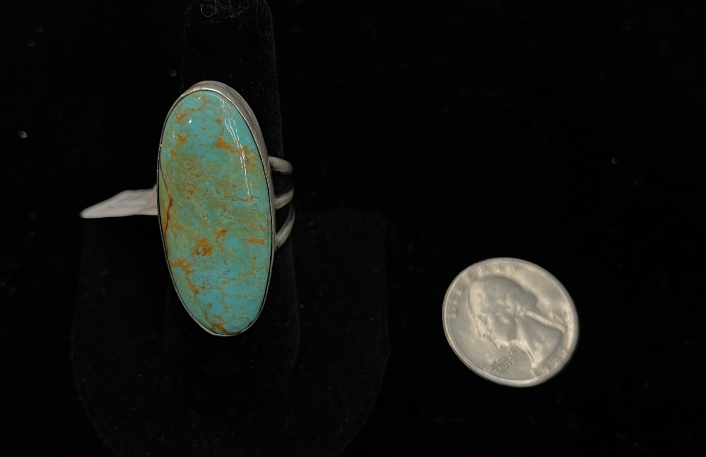 7.5 Boulder Ribbon Turquoise Oval Ring by Alfred Martinez, Navajo
