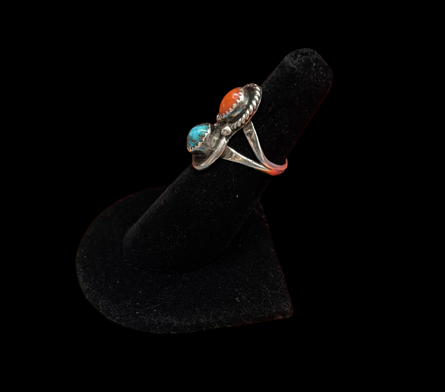 5.5 Vintage Red Coral and Kingman Turquoise Ring