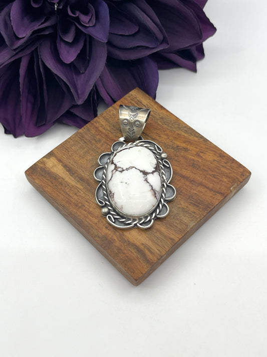 Wild Horse Pendant 10.2 mm Bale by Gilbert Nez, Navajo