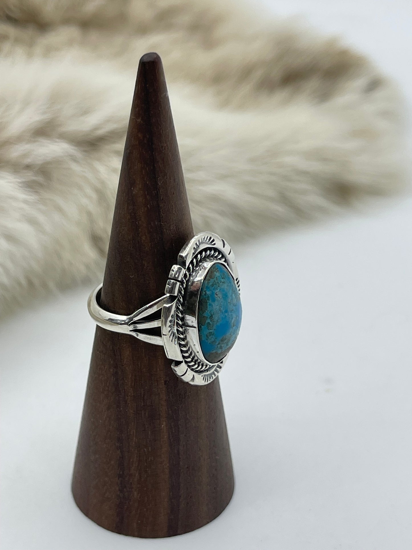 8.0 Oval Kingman Turquoise Ring by Samuel Yellowhair, Navajo