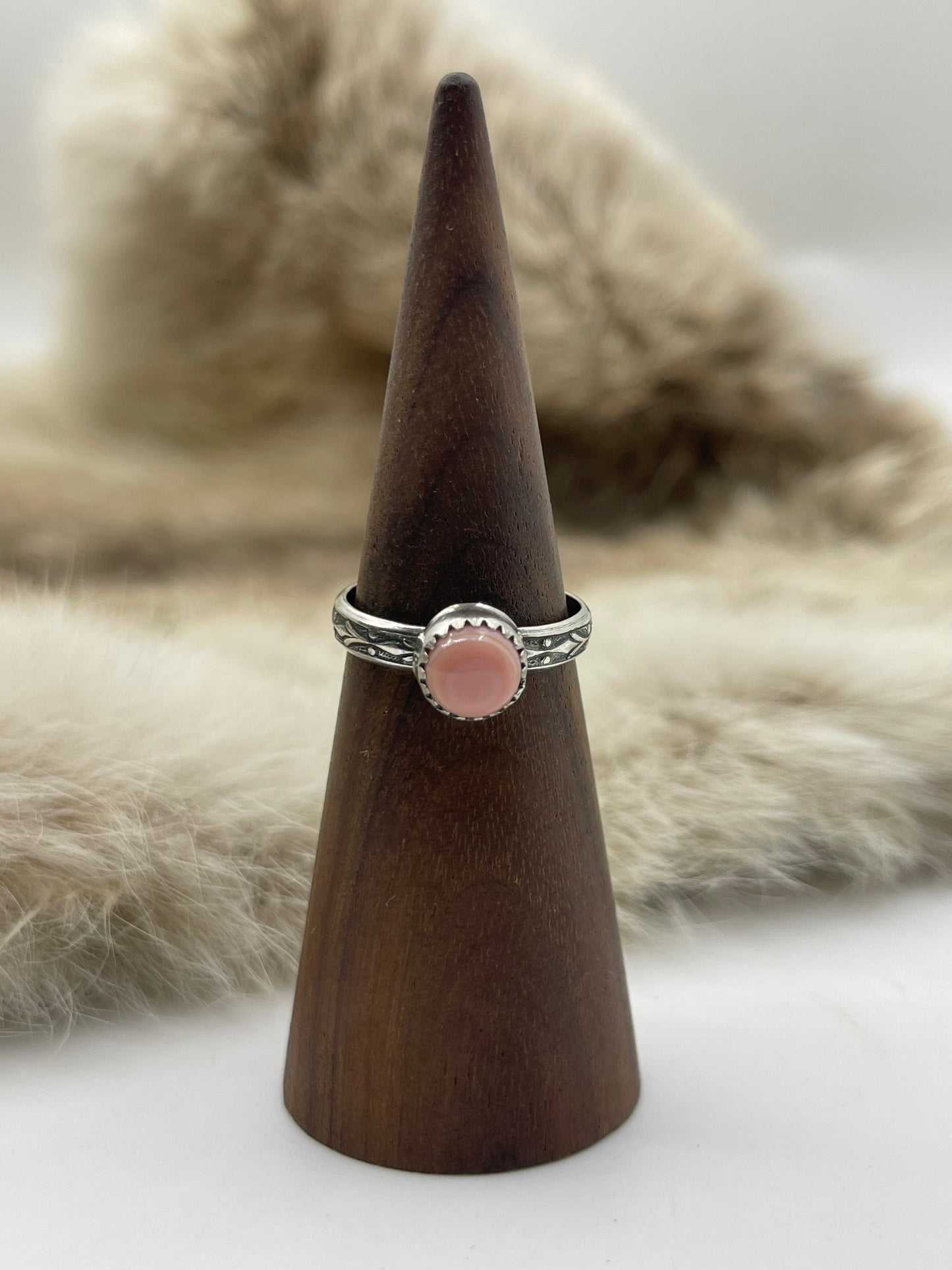 7.5 Pink Conch Ring by Letricia Largo, Navajo