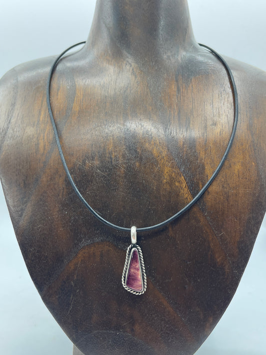 Purple Spiny Oyster Shell Necklace On A Black Leather Cord by Johnny Dixon, Navajo