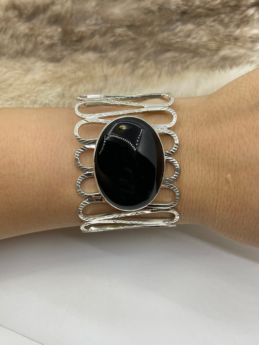 7" Black Onyx Teardrop Cuff by Maxie Bahe, Navajo