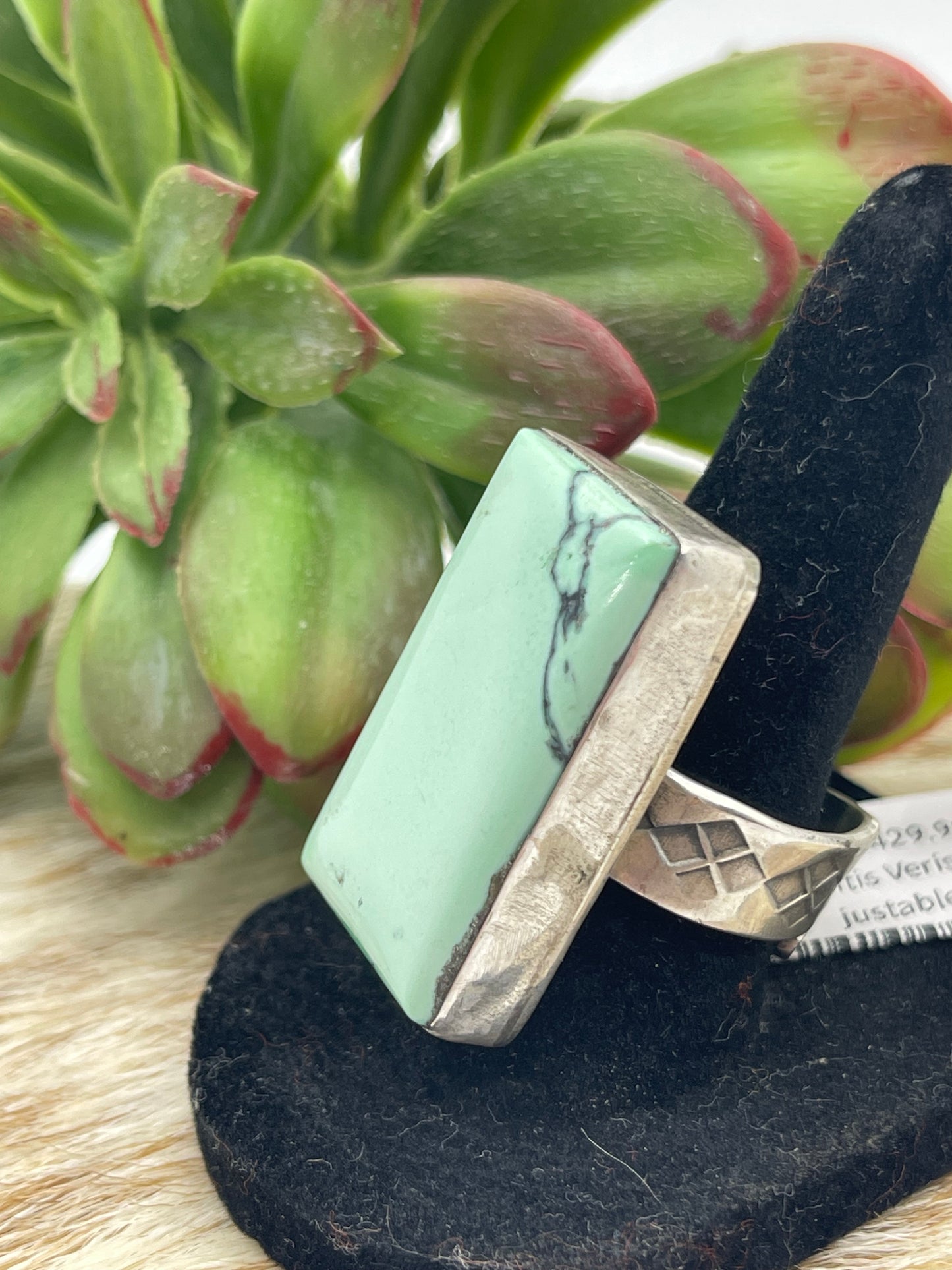 Mantis Veriscite Adjustable Ring