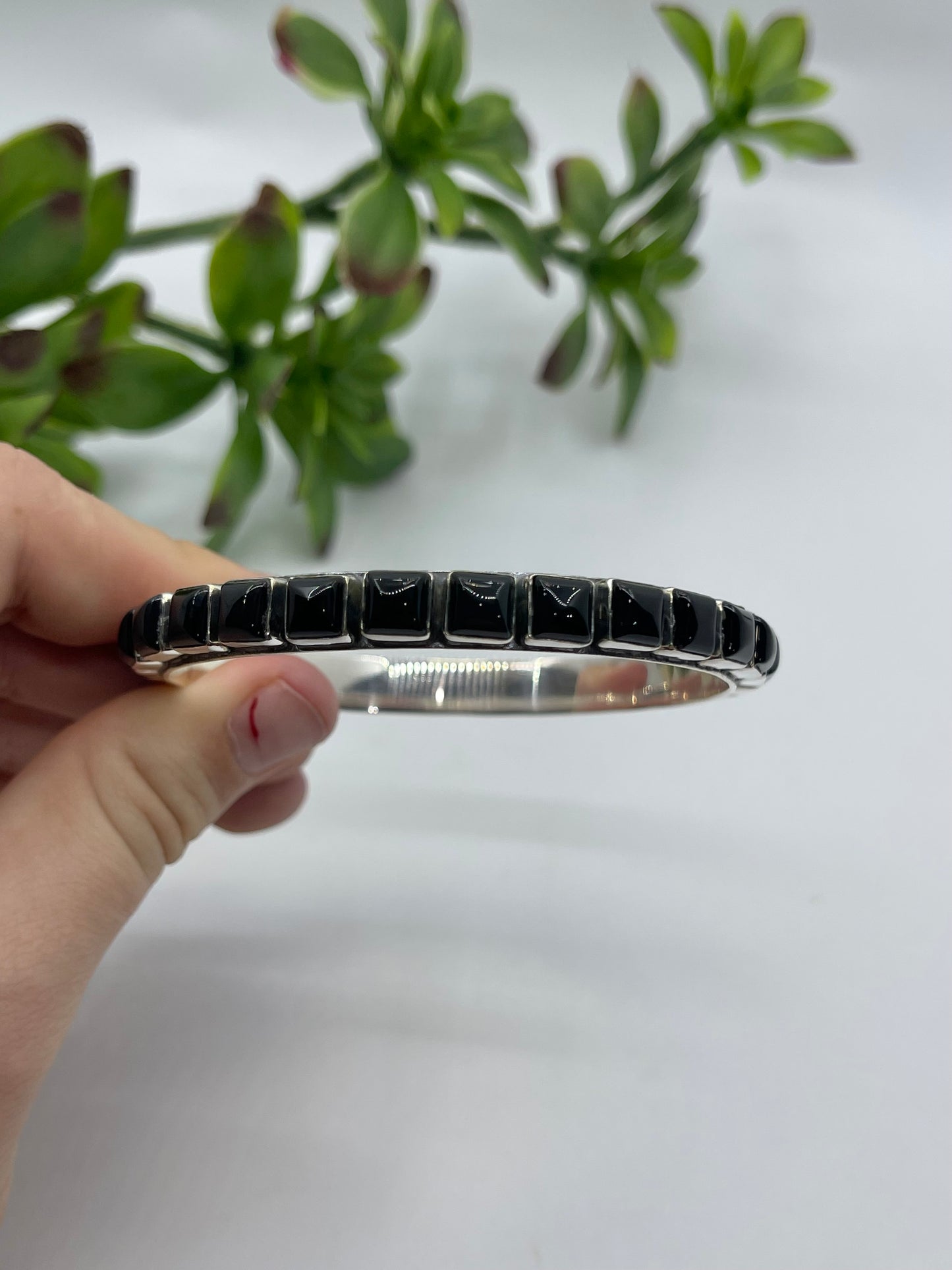 8" Onyx Cuff