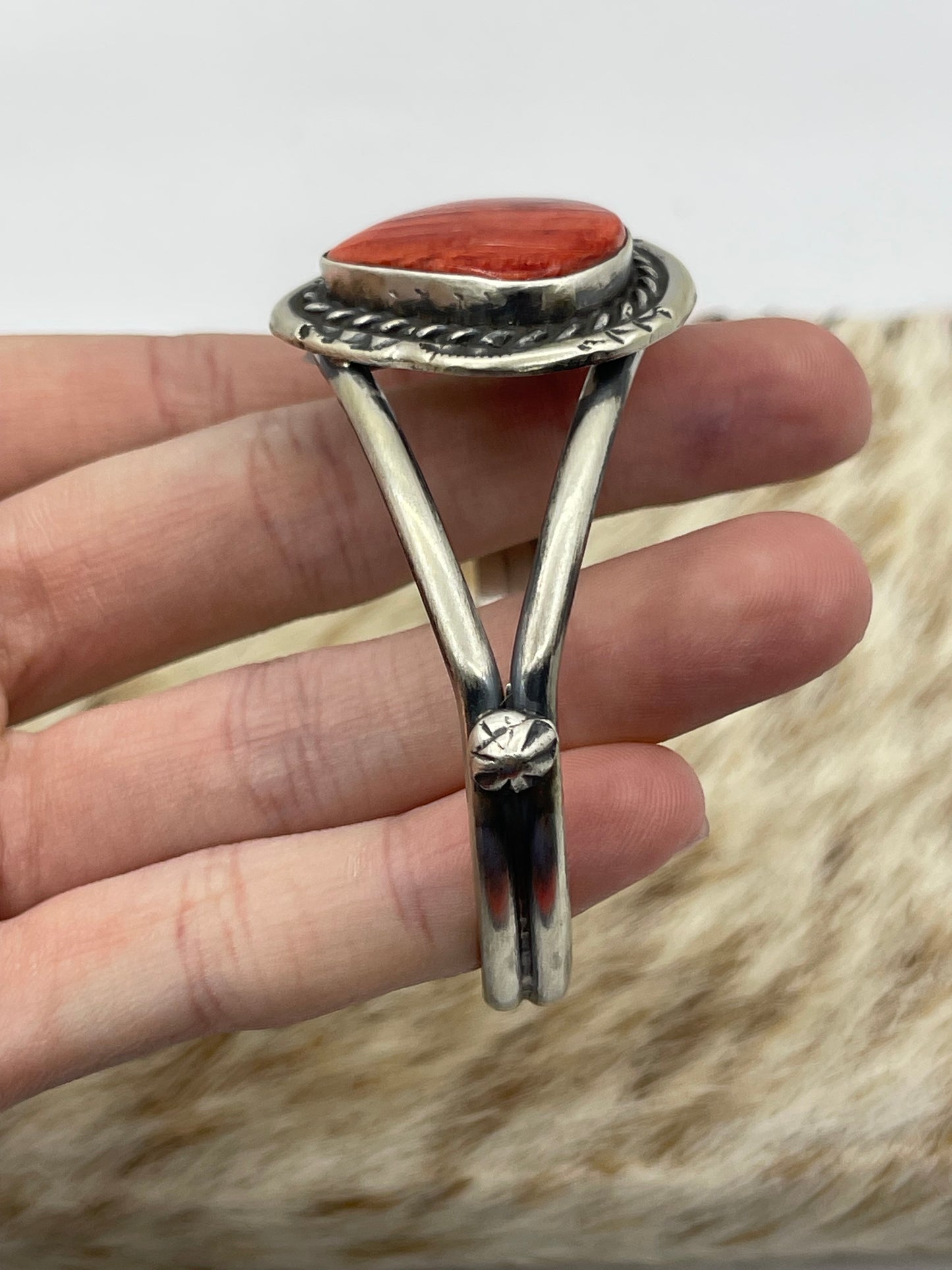 7 3/4"-7 1/4" Teardrop Orange Spiny Oyster Shell Cuff by Augustine Largo, Navajo