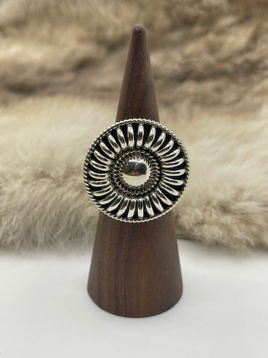 7.0 Ribbed Melon Style Ring by Thomas Charley, Navajo