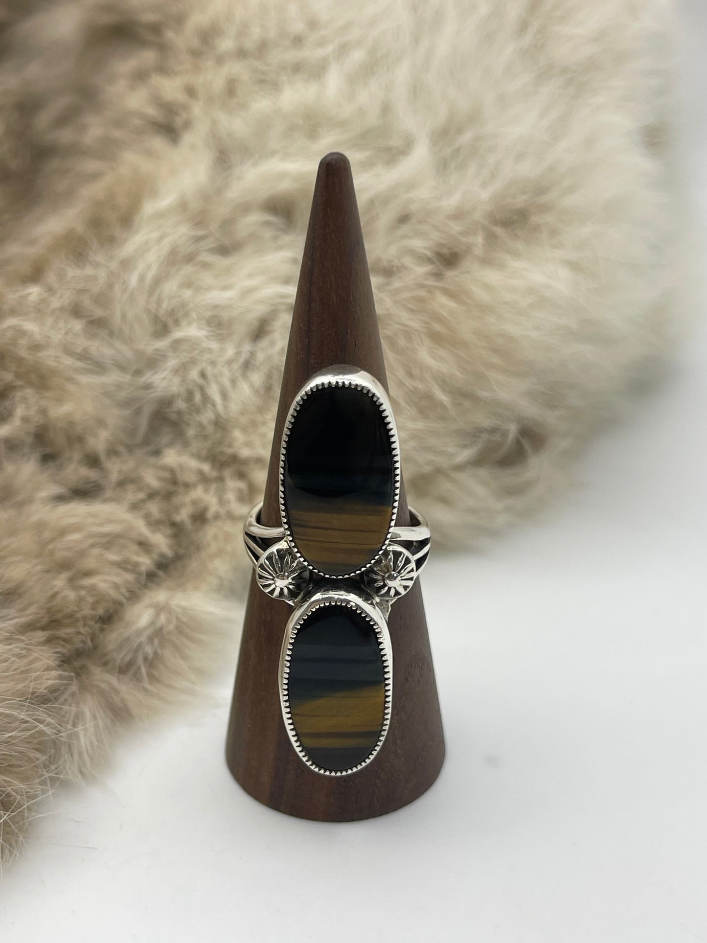 10.0 Ring Tiger’s Eye by Joelias Draper