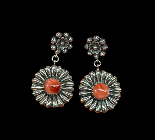 Spiny Oyster Shell Post Dangle Flower Earrings