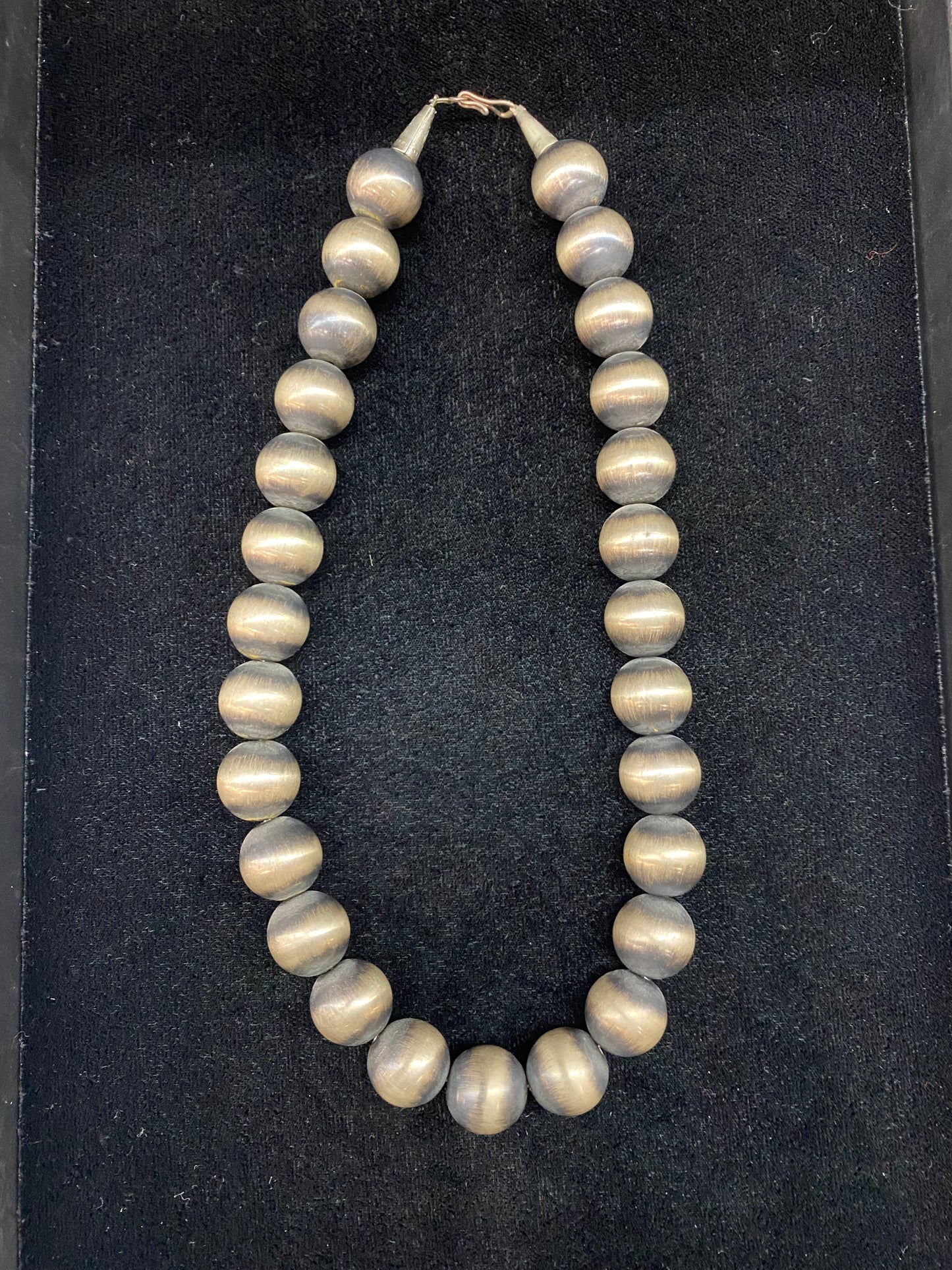 18" 16mm Navajo Style Pearls
