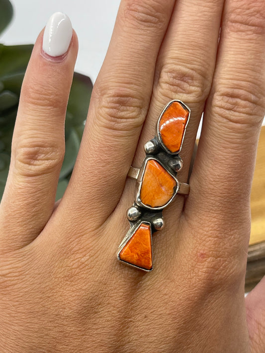 Adjustable 6.0-9.0 3 Stone Orange Spiny Oyster Shell Ring by Jude Candeleria, Zuni