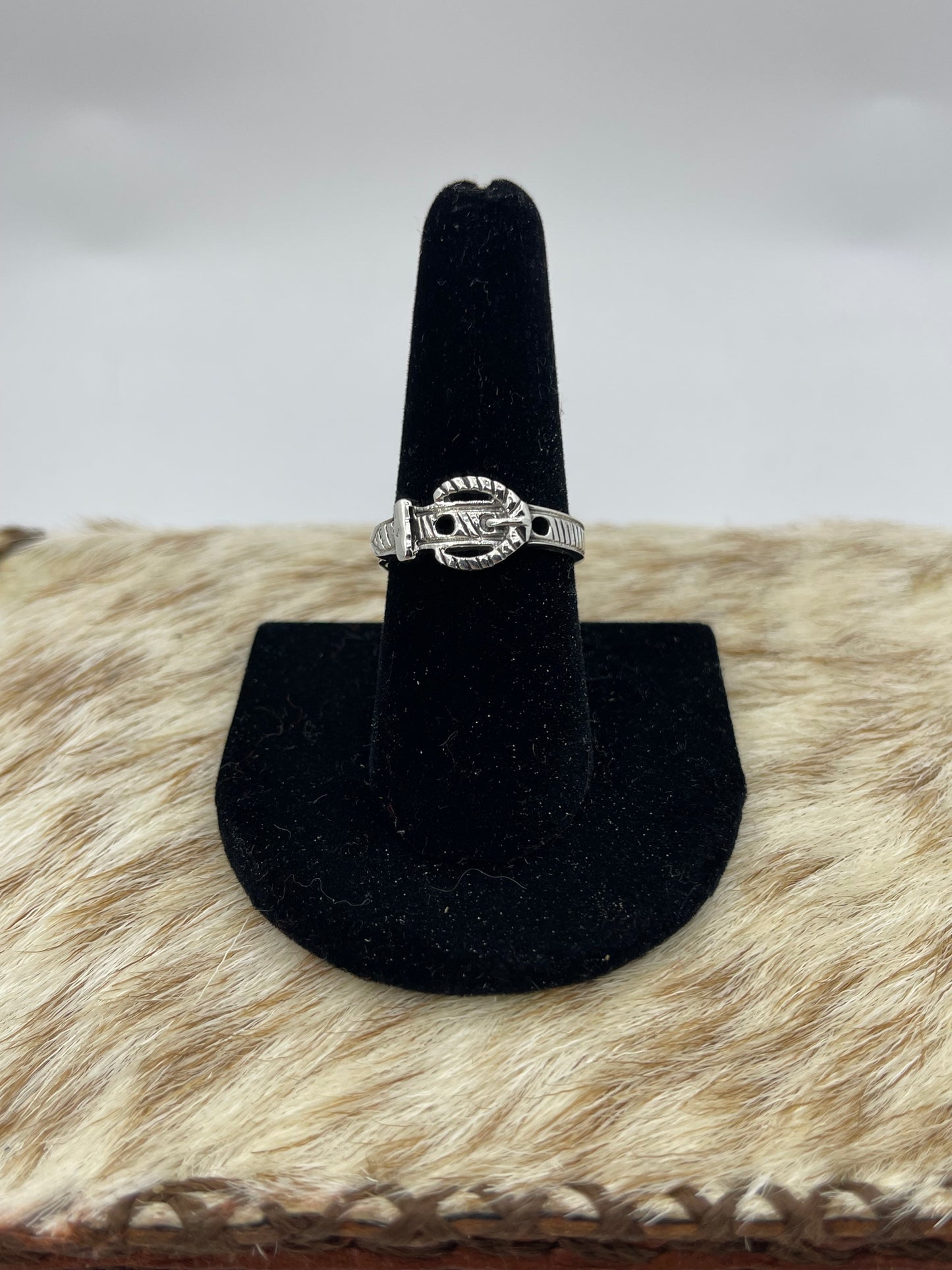 Belt With Buckle Ring