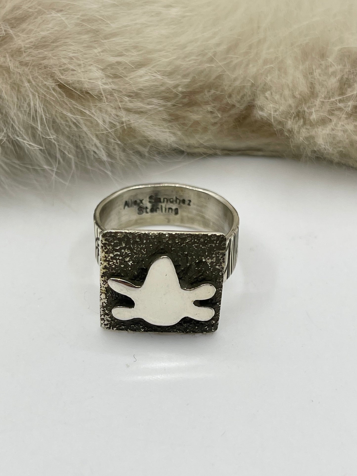Adjustable 7.0-12.0 Turtle Mini Petroglyph by Alex Sanchez, Navajo
