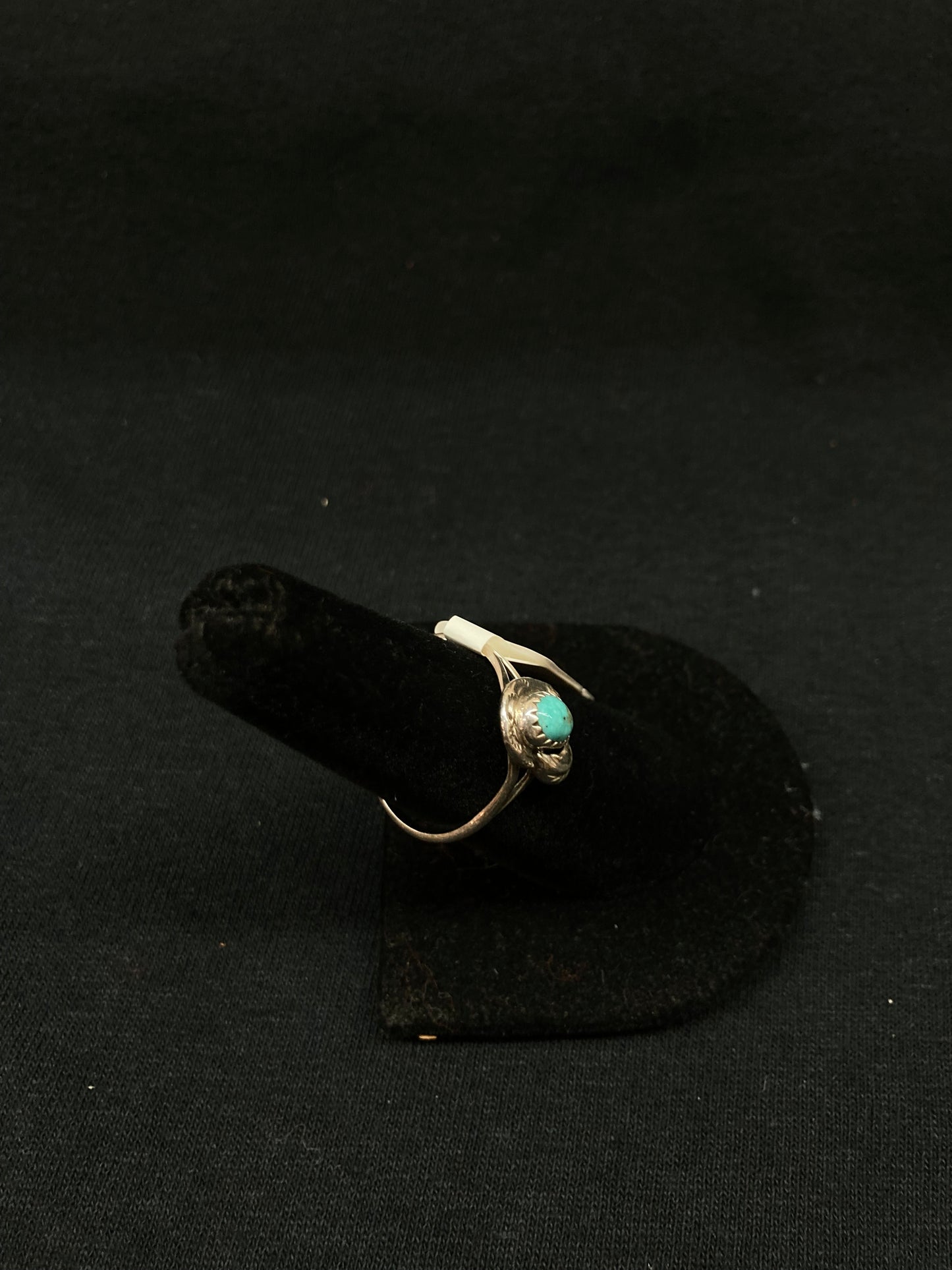 9.0 Turquoise Oval Ring by Alice Saunders, Navajo