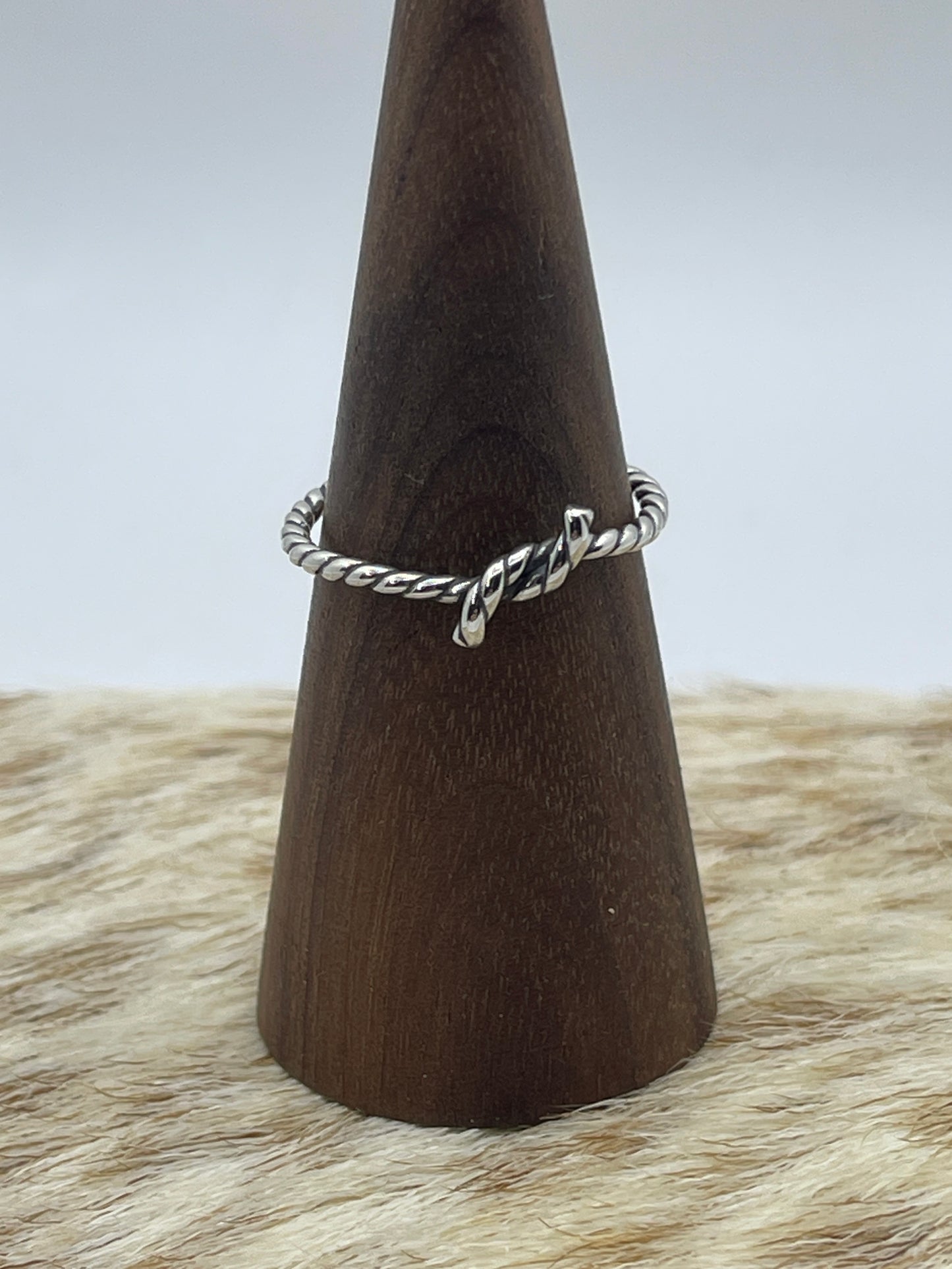 Twisted Rope Knot Ring