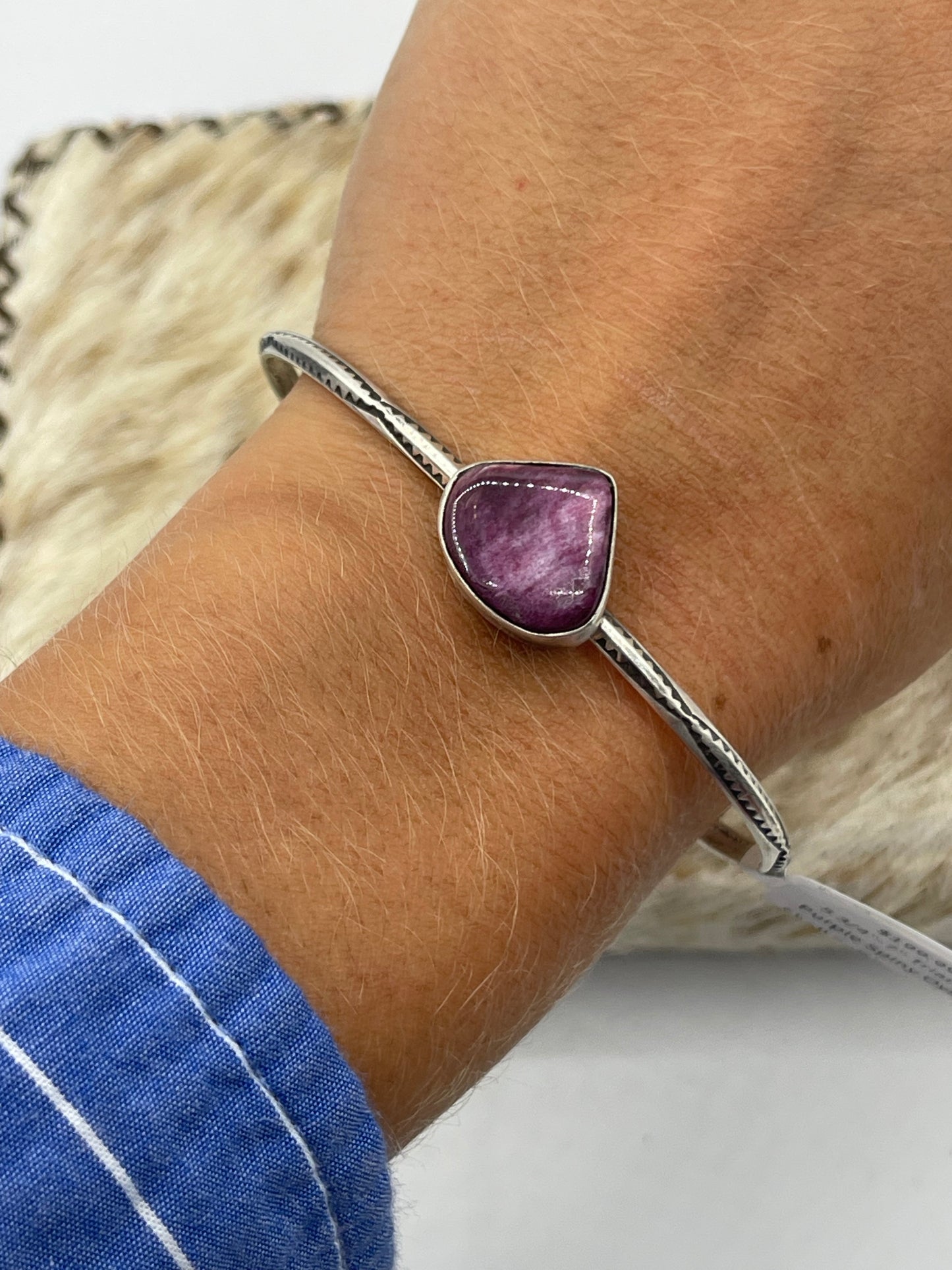 5 3/4"-7" Triangle Purple Spiny Oyster Shell Cuff by Judith Dixon, Navajo