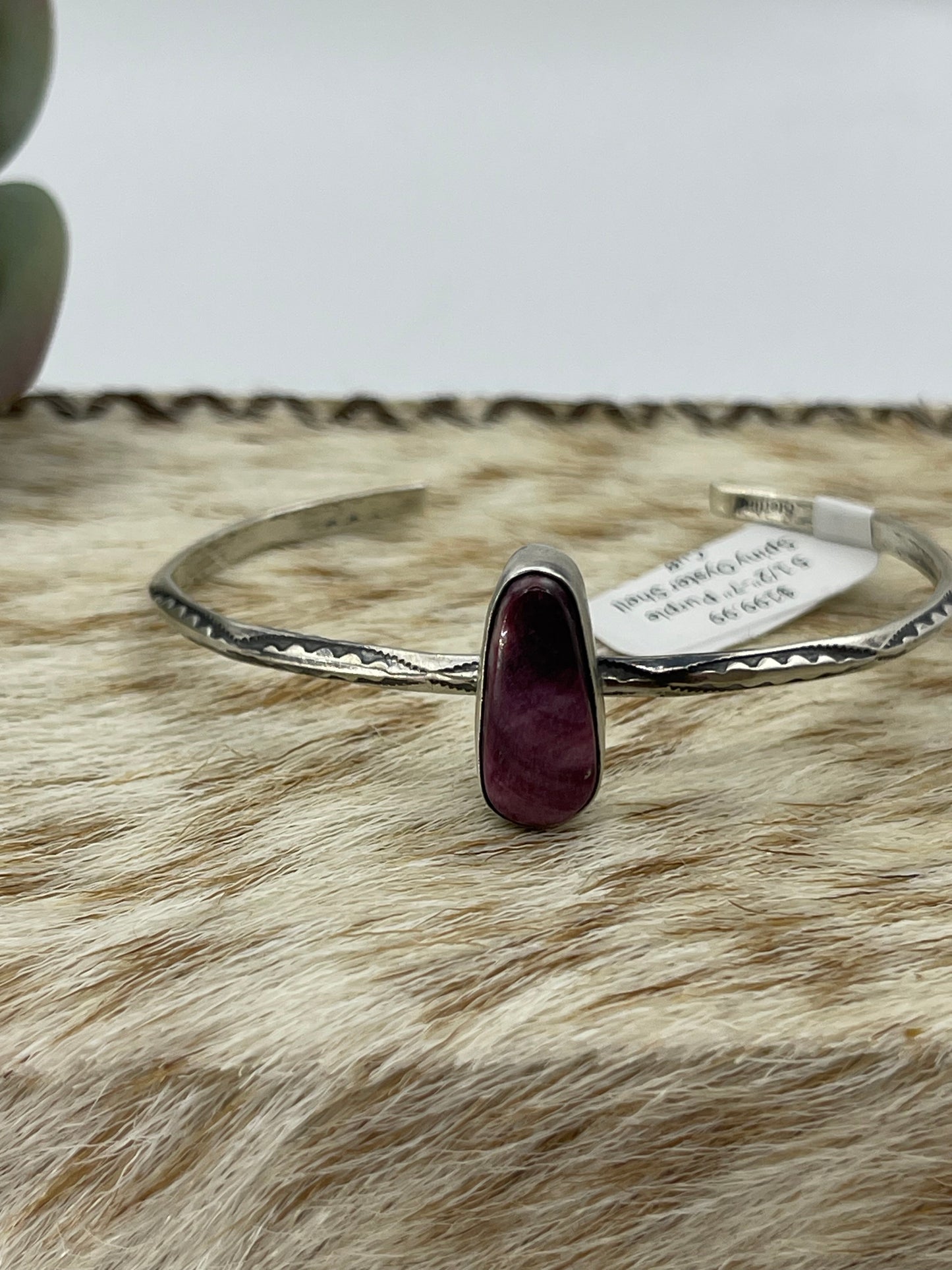 5 1/2"-7" Purple Spiny Oyster Shell Cuff