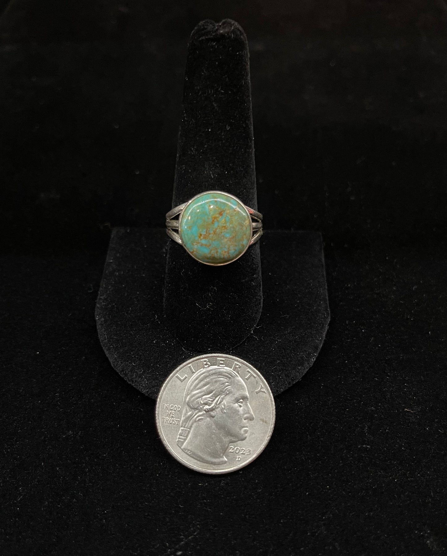 8.5 Circle Kingman Turquoise Ring